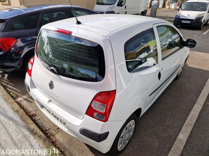 Renault Twingo - 2009 - 101299 - 430AQQ29 - Avtomobil: slika 3 Renault Twingo - 2009 - 101299 - 430AQQ29 - Avtomobil: slika 3
