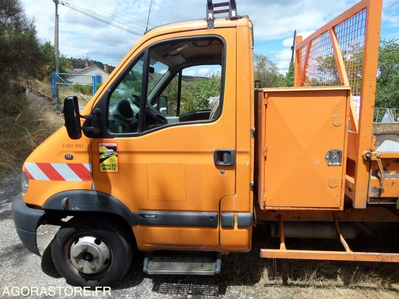 Renault mascott tribenne 5T- 310000km - 2001 (BY-529-FQ) - Dostavno vozilo prekucnik: slika 2 Renault mascott tribenne 5T- 310000km - 2001 (BY-529-FQ) - Dostavno vozilo prekucnik: slika 2