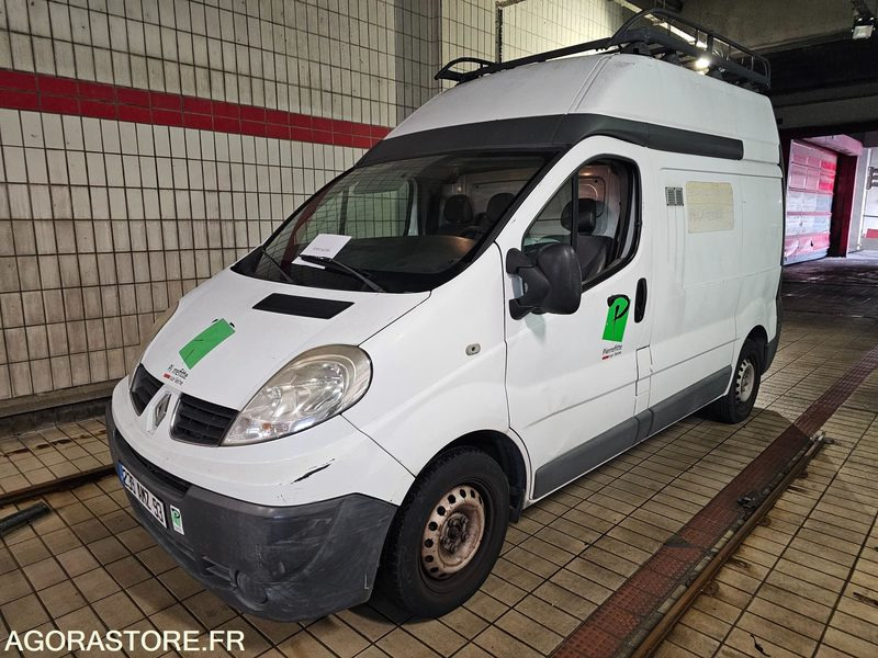 Renault trafic - 2008 - 51119km - 239 AMZ 93 - Furgon: slika 1 Renault trafic - 2008 - 51119km - 239 AMZ 93 - Furgon: slika 1