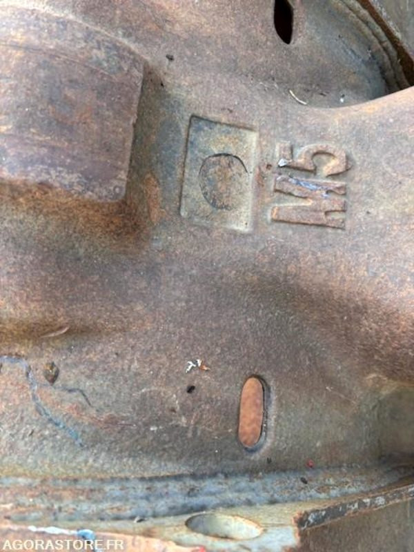 GODET DE TERRASSEMENT MORIN MODULE 5 1050 MM - Rezervni deli za Gradbeni stroj: slika 4 GODET DE TERRASSEMENT MORIN MODULE 5 1050 MM - Rezervni deli za Gradbeni stroj: slika 4