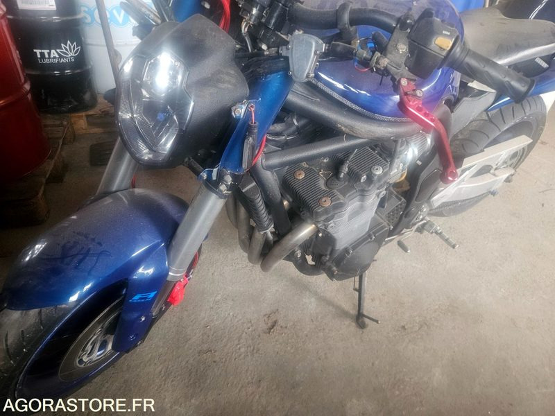 SUZUKI GSF 650 SANS CG VENTE POUR PIECE - Motorno kolo: slika 1 SUZUKI GSF 650 SANS CG VENTE POUR PIECE - Motorno kolo: slika 1
