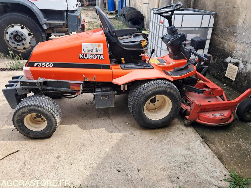 TONDEUSE AUTOPORTEE FRONTALE F3560 KUBOTA - Vrtna kosilnica: slika 2 TONDEUSE AUTOPORTEE FRONTALE F3560 KUBOTA - Vrtna kosilnica: slika 2