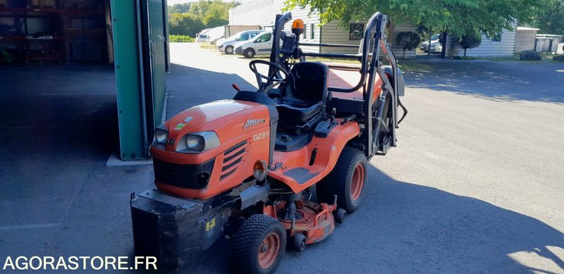 TONDEUSE AUTOPORTEE KUBOTA G23 - Vrtna kosilnica: slika 1 TONDEUSE AUTOPORTEE KUBOTA G23 - Vrtna kosilnica: slika 1