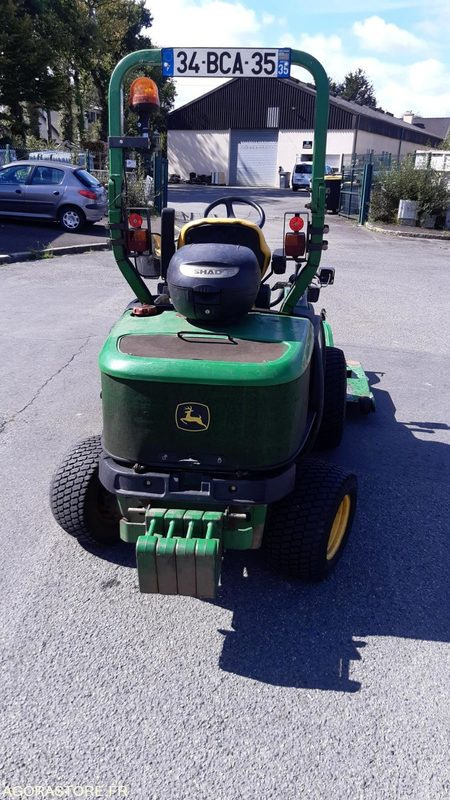 TONDEUSE FRONTALE JOHN DEERE - Vrtna kosilnica: slika 3 TONDEUSE FRONTALE JOHN DEERE - Vrtna kosilnica: slika 3