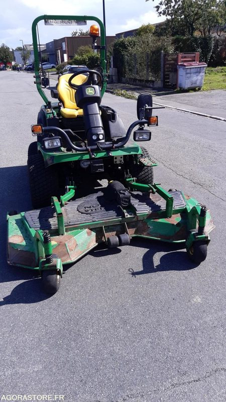 TONDEUSE FRONTALE JOHN DEERE - Vrtna kosilnica: slika 2 TONDEUSE FRONTALE JOHN DEERE - Vrtna kosilnica: slika 2
