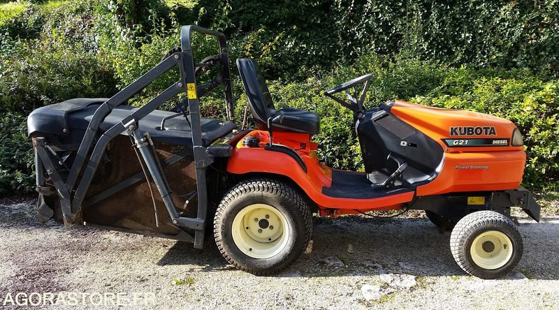 TONDEUSE KUBOTA G21 DIESEL 2007 933H SANS PLATEAU DE COUPE - Vrtna kosilnica: slika 4 TONDEUSE KUBOTA G21 DIESEL 2007 933H SANS PLATEAU DE COUPE - Vrtna kosilnica: slika 4