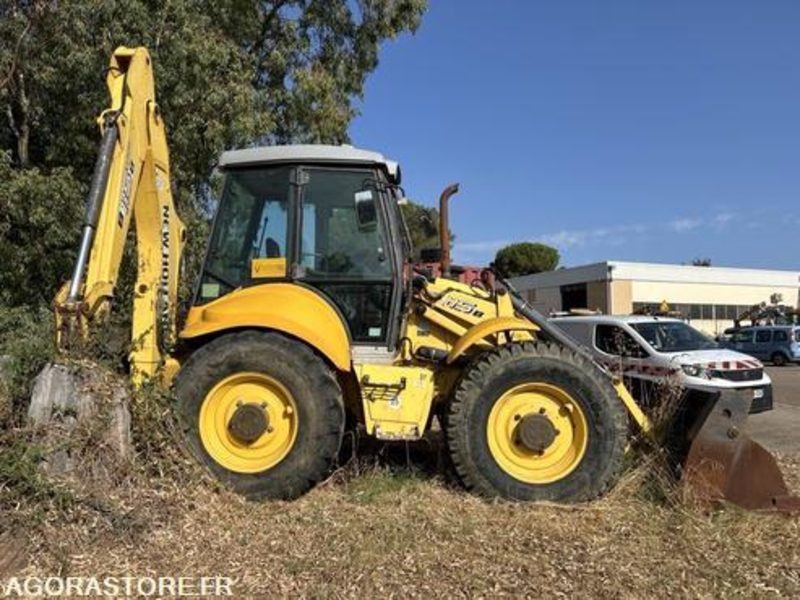 TRACTOPELLE NEW HOLLAND N8GH - 2008 - 5668H - Bager nakladalec: slika 1 TRACTOPELLE NEW HOLLAND N8GH - 2008 - 5668H - Bager nakladalec: slika 1
