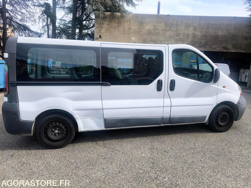 TRAFIC MINI BUS - Minibus, Potniški kombi: slika 3 TRAFIC MINI BUS - Minibus, Potniški kombi: slika 3
