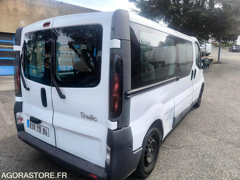 TRAFIC MINI BUS - Minibus, Potniški kombi: slika 4 TRAFIC MINI BUS - Minibus, Potniški kombi: slika 4