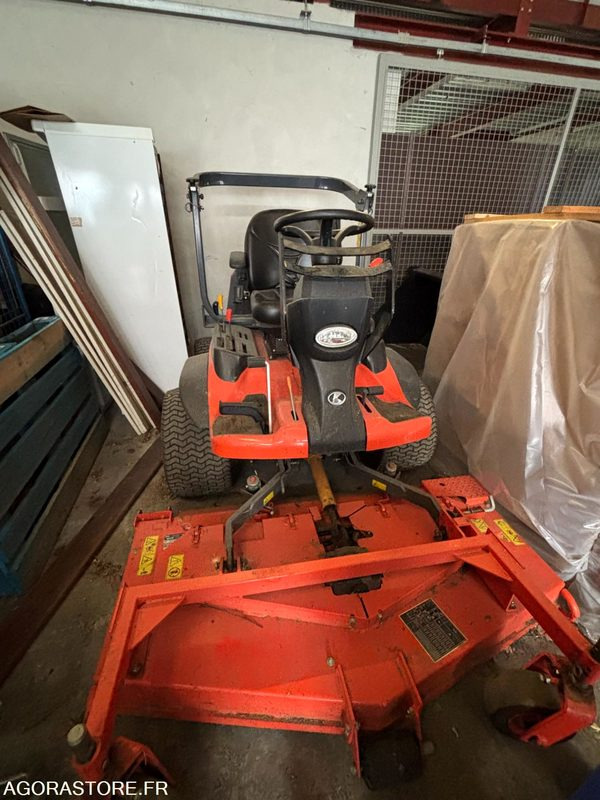Tondeuse autoportée KUBOTA F3090 - Vrtna kosilnica: slika 2 Tondeuse autoportée KUBOTA F3090 - Vrtna kosilnica: slika 2