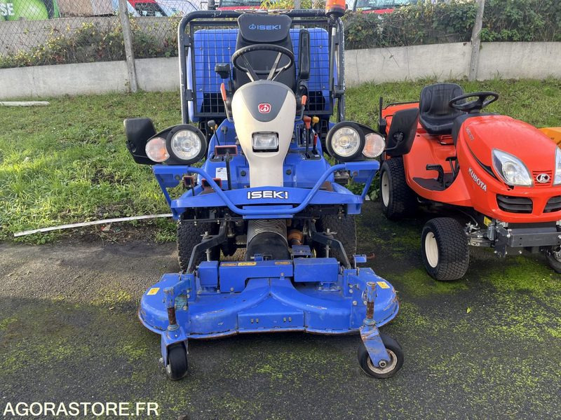 Tondeuse frontale Iseki SFH240 + bac + plateau 1.37m, 935h de 2010. - Vrtna kosilnica: slika 2 Tondeuse frontale Iseki SFH240 + bac + plateau 1.37m, 935h de 2010. - Vrtna kosilnica: slika 2