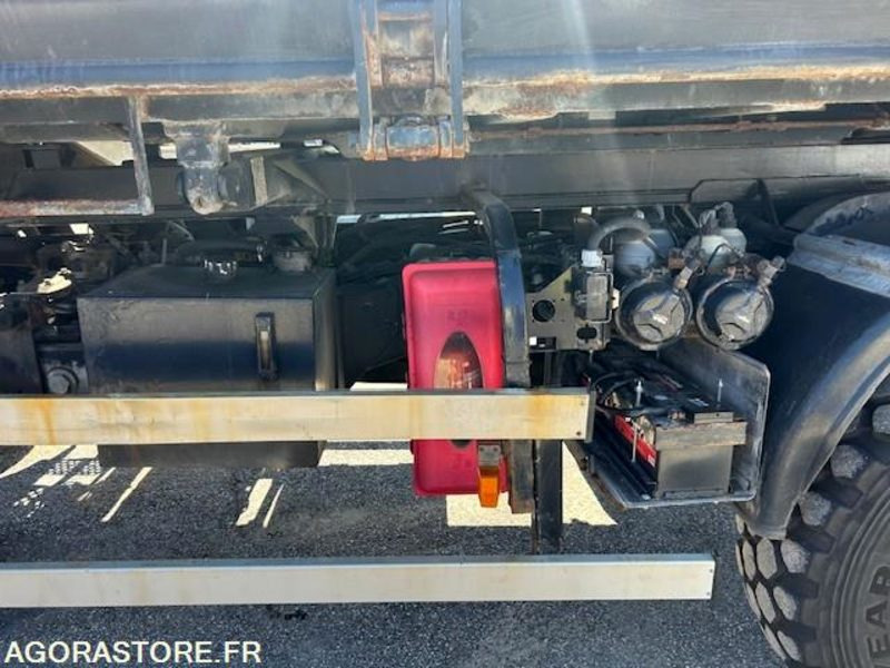 CAMION 4X4 MERCEDES UNIMOG U5000 2009 62289 KM 4667 HEURES - Tovornjak: slika 5 CAMION 4X4 MERCEDES UNIMOG U5000 2009 62289 KM 4667 HEURES - Tovornjak: slika 5