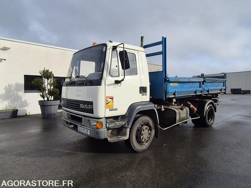 DAF 55TI TRI BENNE - Tovornjak: slika 1 DAF 55TI TRI BENNE - Tovornjak: slika 1