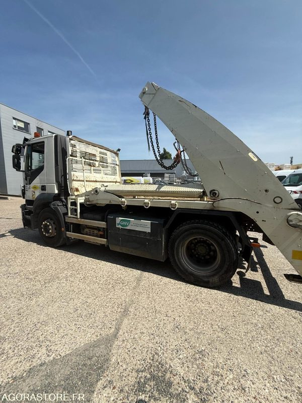 IVECO STRALIS MULTIBENNE 4x2 - 2015 / 60660KM - Tovornjak: slika 3 IVECO STRALIS MULTIBENNE 4x2 - 2015 / 60660KM - Tovornjak: slika 3