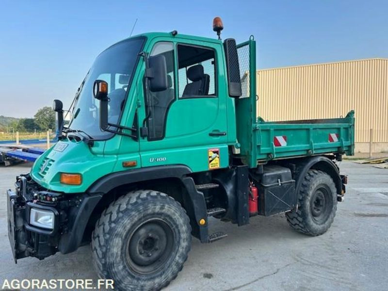 MERCEDES UNIMOG U300C VERSION COMMUNALE 2003 38210 KM + EPAREUSE CMV 450GP - Tovornjak: slika 3 MERCEDES UNIMOG U300C VERSION COMMUNALE 2003 38210 KM + EPAREUSE CMV 450GP - Tovornjak: slika 3