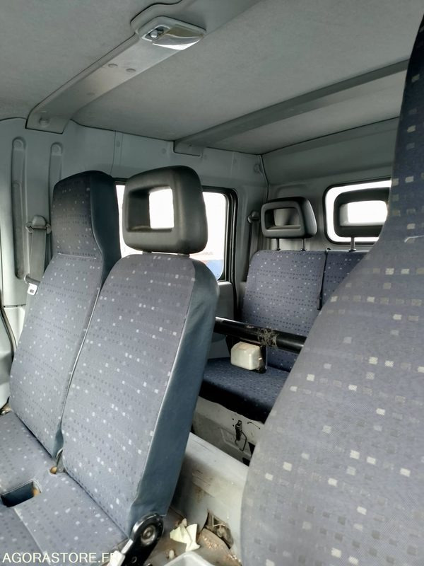 MITSUBISHI CANTER ( MOTEUR HS ) - Tovornjak: slika 2 MITSUBISHI CANTER ( MOTEUR HS ) - Tovornjak: slika 2