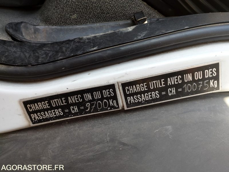 Porteur PREMIUM 270 DXI - 2012 - 299000 kms (D146/BZ-955-WL) - Tovornjak: slika 3 Porteur PREMIUM 270 DXI - 2012 - 299000 kms (D146/BZ-955-WL) - Tovornjak: slika 3