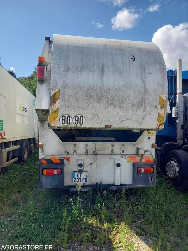 RENAULT 19T/LAVEUSE BACS - DT297FW - 2009 / 280 826 KM - Tovornjak: slika 3 RENAULT 19T/LAVEUSE BACS - DT297FW - 2009 / 280 826 KM - Tovornjak: slika 3