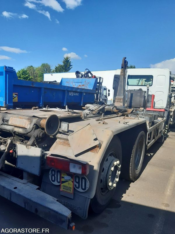RENAULT 26T/BRAS - CE814TY - 2012 / 695 443 KM - Tovornjak: slika 1 RENAULT 26T/BRAS - CE814TY - 2012 / 695 443 KM - Tovornjak: slika 1