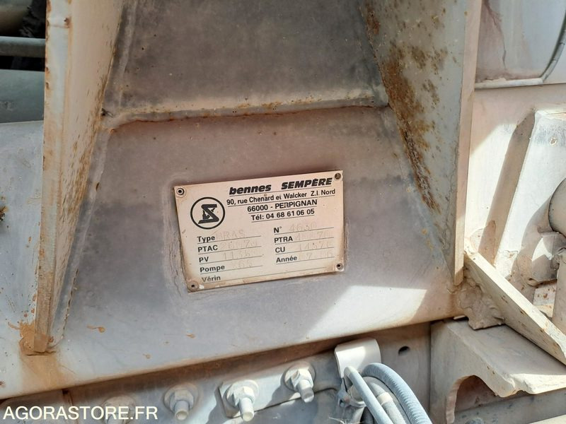 RENAULT KERAX - 2006 - 343800 KM - P2101913 - Tovornjak: slika 5 RENAULT KERAX - 2006 - 343800 KM - P2101913 - Tovornjak: slika 5