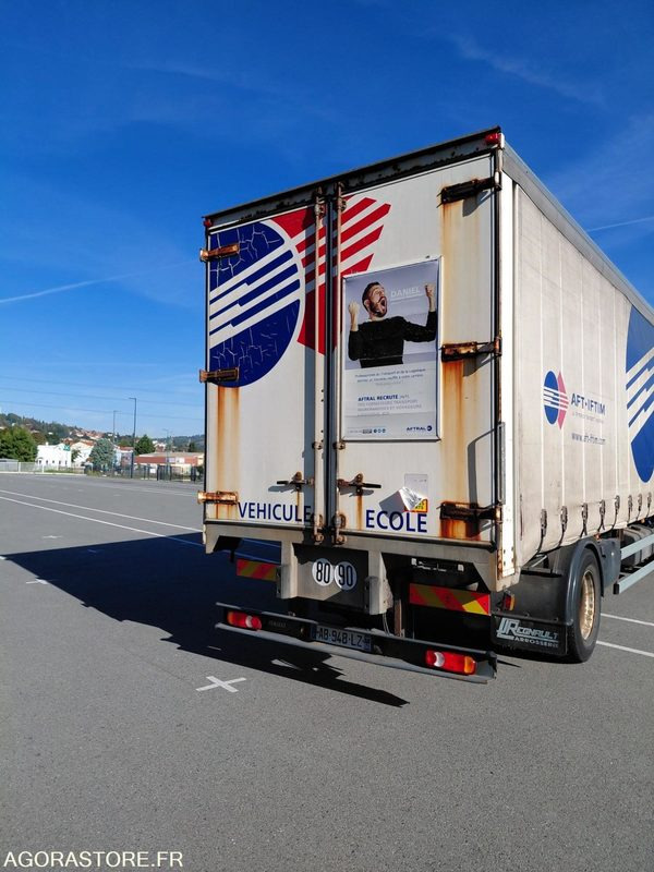 RENAULT midlum 240 - 2009 - 301686 Kms - Tovornjak: slika 3 RENAULT midlum 240 - 2009 - 301686 Kms - Tovornjak: slika 3