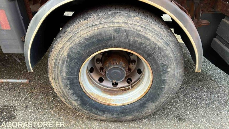 Renault Kerax - 2003 - 183424kms - AX-409-AM - Tovornjak: slika 5 Renault Kerax - 2003 - 183424kms - AX-409-AM - Tovornjak: slika 5