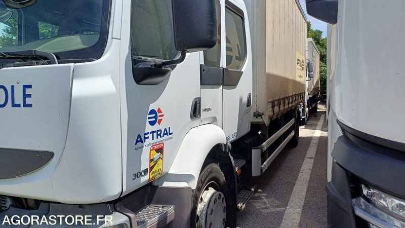 Renault MIDLUM 300DXI de 2012 406145 kms (3864) - Tovornjak: slika 5 Renault MIDLUM 300DXI de 2012 406145 kms (3864) - Tovornjak: slika 5