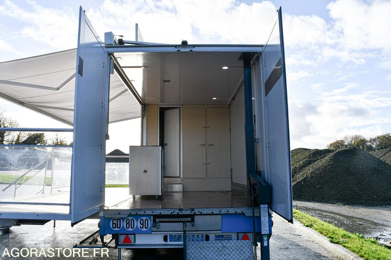 VEHICULE EVENEMENTIEL - CAMION PODIUM IVECO DAILY 6000 kms 2018 - Tovornjak: slika 5 VEHICULE EVENEMENTIEL - CAMION PODIUM IVECO DAILY 6000 kms 2018 - Tovornjak: slika 5