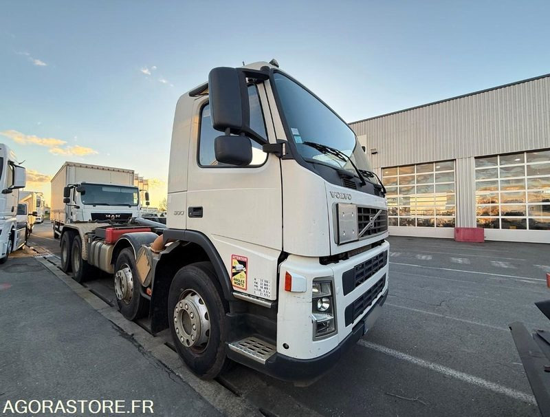 VOLVO FM12 380 - 2004 - 636 982 - Tovornjak: slika 2 VOLVO FM12 380 - 2004 - 636 982 - Tovornjak: slika 2