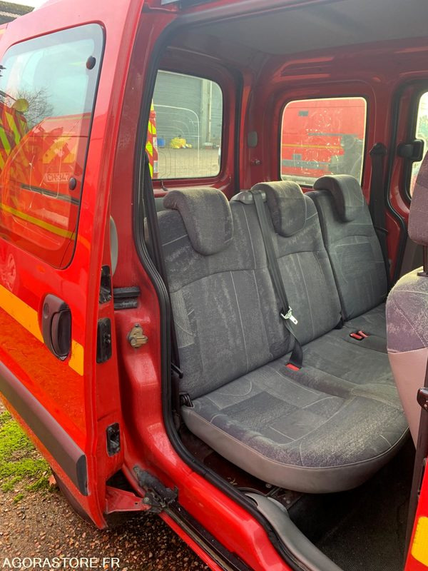 VLR RENAULT KANGOO1 8531XQ76 - Mali kombi: slika 4 VLR RENAULT KANGOO1 8531XQ76 - Mali kombi: slika 4