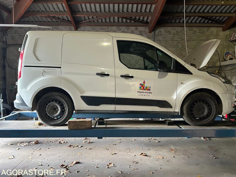 Véhicule utilitaire - Furgon: slika 2 Véhicule utilitaire - Furgon: slika 2