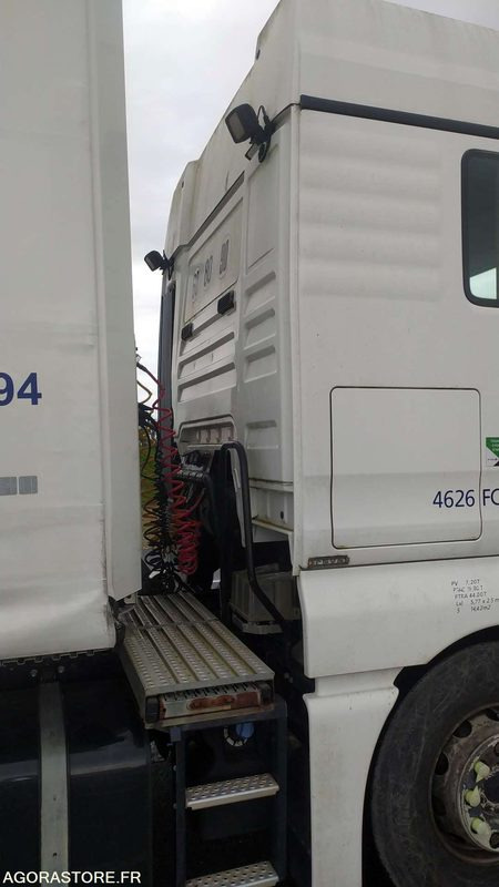 MAN TGX 18.360 - 2011 - 261969 KM - BY-962-PF - Vlačilec: slika 5 MAN TGX 18.360 - 2011 - 261969 KM - BY-962-PF - Vlačilec: slika 5