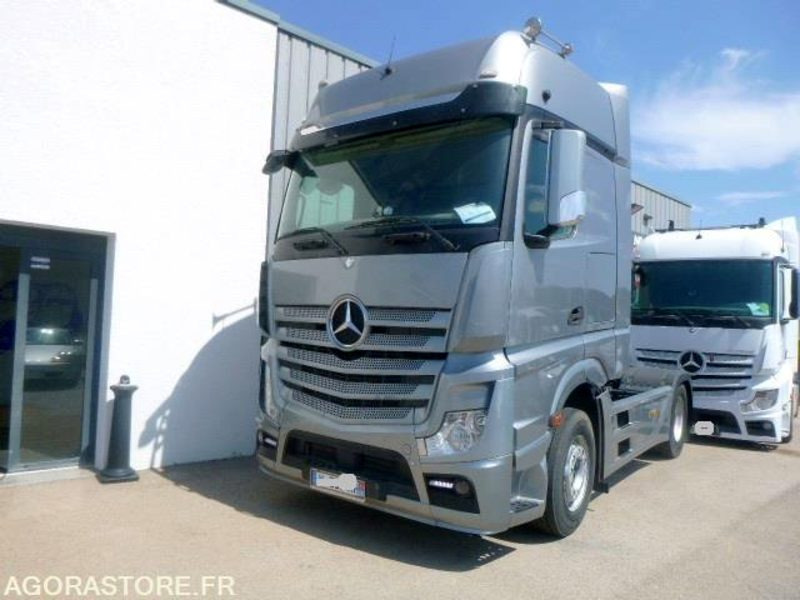 MERCEDES ACTROS 1845 GRANDE CABINE - 2012 - IMMATRICULATION SLOVENE - Vlačilec: slika 1 MERCEDES ACTROS 1845 GRANDE CABINE - 2012 - IMMATRICULATION SLOVENE - Vlačilec: slika 1