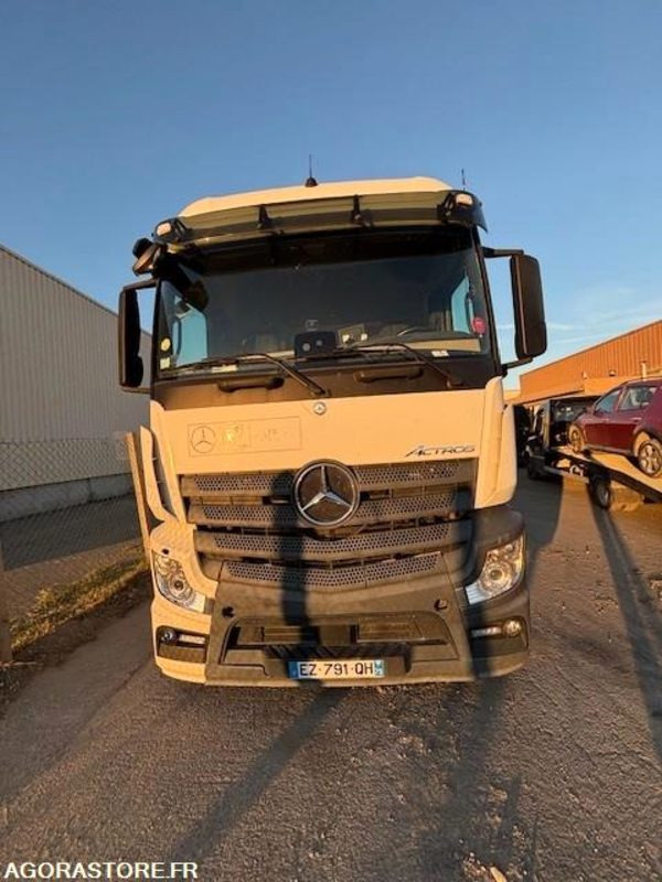 TRACTEUR 4X2 MERCEDES ACTROS 1845 2018 385 000 KM + BENNE ALUMINIUM SHMITZ 2016 - Vlačilec: slika 2 TRACTEUR 4X2 MERCEDES ACTROS 1845 2018 385 000 KM + BENNE ALUMINIUM SHMITZ 2016 - Vlačilec: slika 2