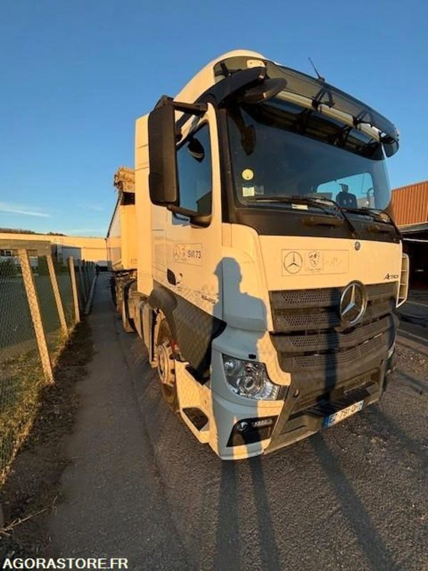 TRACTEUR 4X2 MERCEDES ACTROS 1845 2018 385 000 KM + BENNE ALUMINIUM SHMITZ 2016 - Vlačilec: slika 3 TRACTEUR 4X2 MERCEDES ACTROS 1845 2018 385 000 KM + BENNE ALUMINIUM SHMITZ 2016 - Vlačilec: slika 3