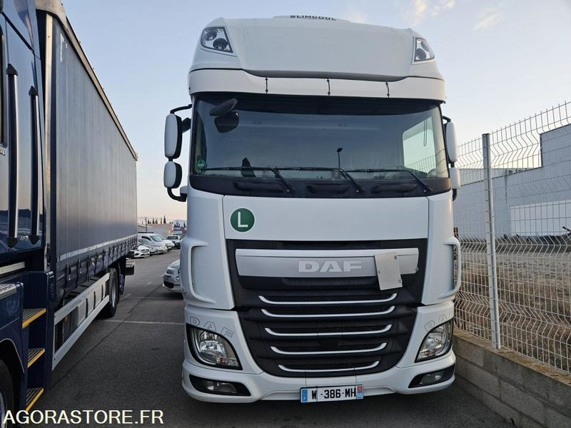 TRACTEUR DAF XF 510 XL - 2016 - 447120km - TRES BON ETAT - Vlačilec: slika 4 TRACTEUR DAF XF 510 XL - 2016 - 447120km - TRES BON ETAT - Vlačilec: slika 4