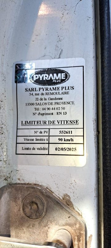 TRACTEUR RENAULT TRUCKS 19T MEC 2002 (VENTE UNIQUEMENT EXPORT) - Vlačilec: slika 1 TRACTEUR RENAULT TRUCKS 19T MEC 2002 (VENTE UNIQUEMENT EXPORT) - Vlačilec: slika 1