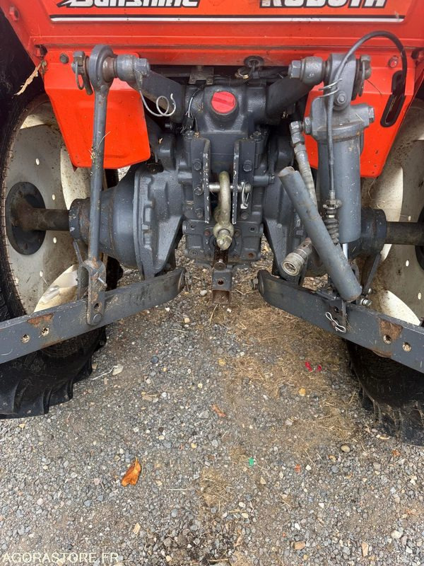 Micro tracteur kubota - Traktor: slika 2 Micro tracteur kubota - Traktor: slika 2