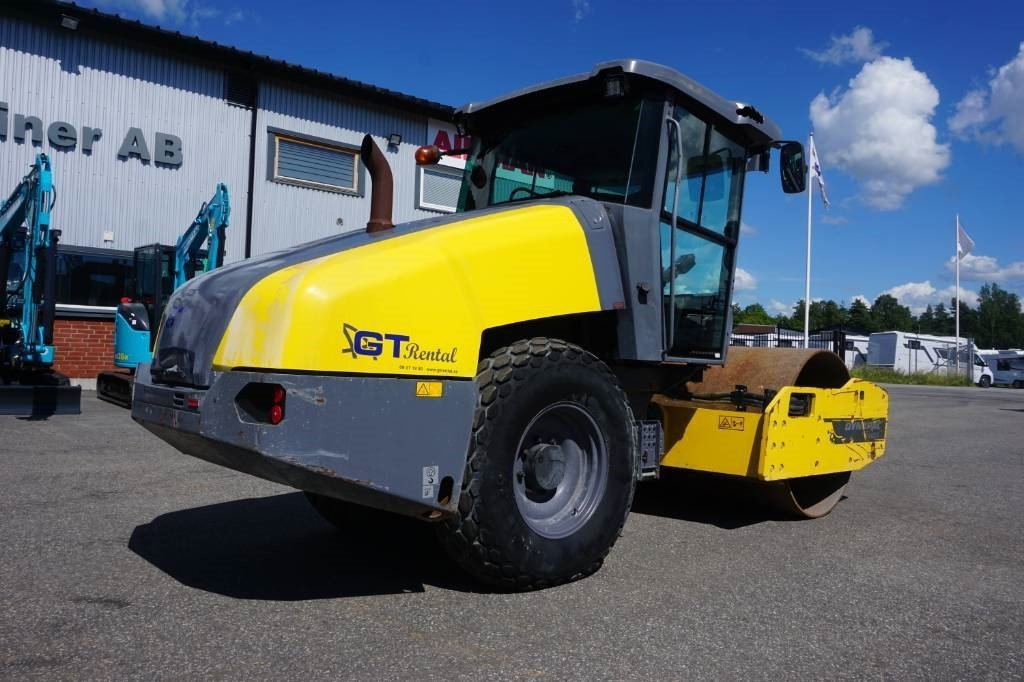 Atlas Copco Dynapac CA 1500 - Kompaktor: slika 2 Atlas Copco Dynapac CA 1500 - Kompaktor: slika 2
