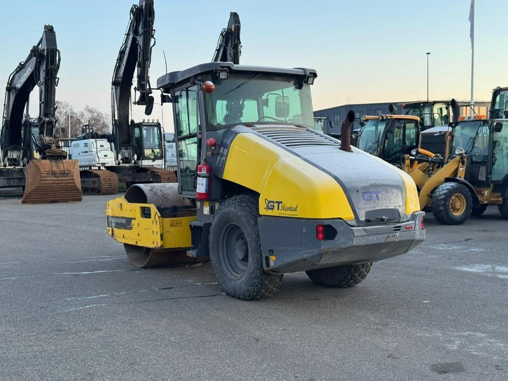 Dynapack AC1500D - Kompaktor: slika 5 Dynapack AC1500D - Kompaktor: slika 5