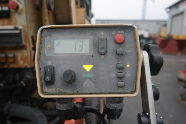 Dynapack F121 4WD - Asfaltni finišer: slika 2 Dynapack F121 4WD - Asfaltni finišer: slika 2