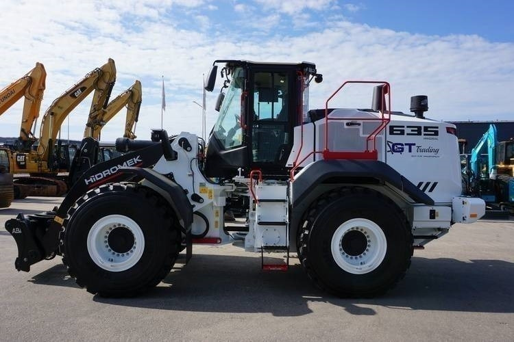 Hidromek HMK 635 WL-5 - Kolesni nakladalec: slika 2 Hidromek HMK 635 WL-5 - Kolesni nakladalec: slika 2