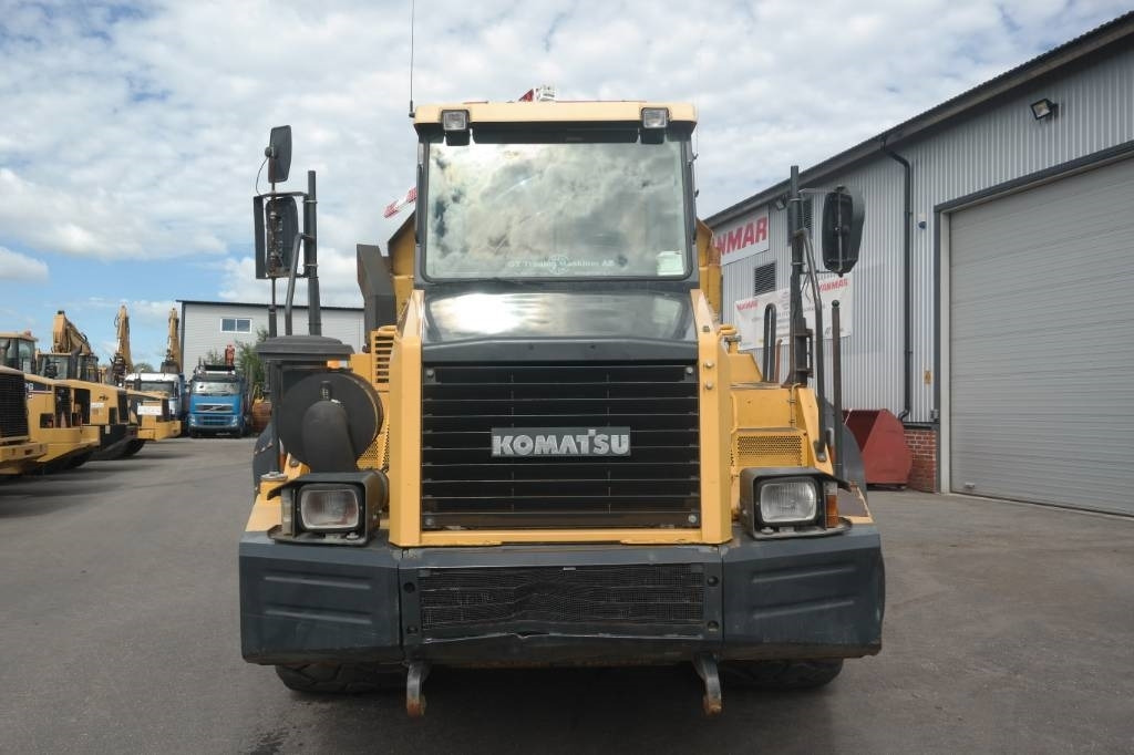 Komatsu HM300-1 - Zglobni demper: slika 2 Komatsu HM300-1 - Zglobni demper: slika 2