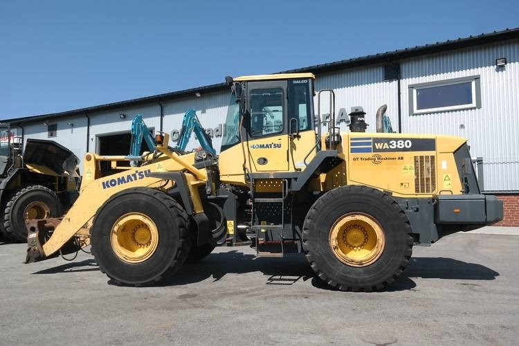Komatsu WA 380-5-H - Kolesni nakladalec: slika 4 Komatsu WA 380-5-H - Kolesni nakladalec: slika 4