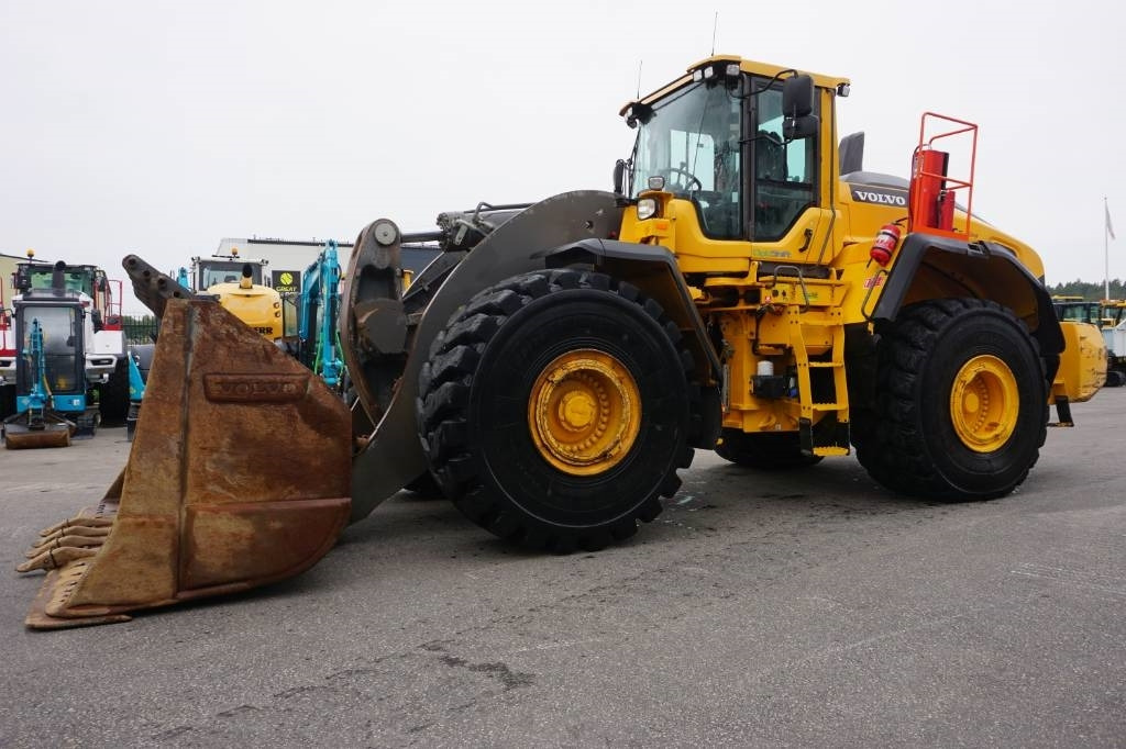 Volvo L250H *Uthyres* - Kolesni nakladalec: slika 1 Volvo L250H *Uthyres* - Kolesni nakladalec: slika 1