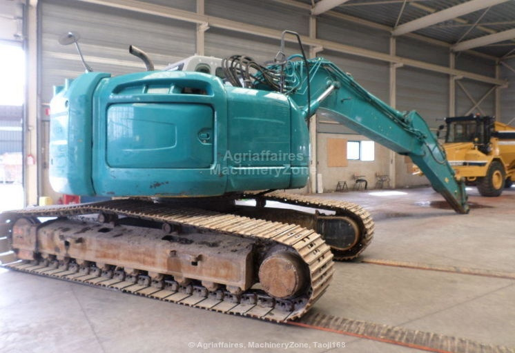 New Holland Kobelco E 235 BSR-2 - Bager goseničar: slika 3 New Holland Kobelco E 235 BSR-2 - Bager goseničar: slika 3