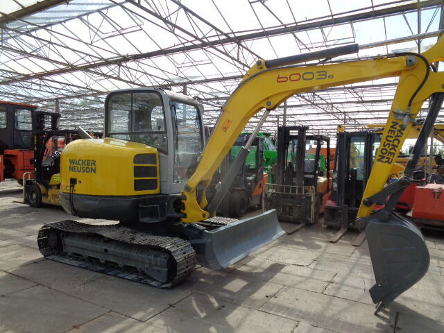 WACKER NEUSON 6003 - Bager goseničar: slika 1 WACKER NEUSON 6003 - Bager goseničar: slika 1