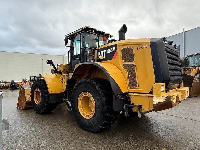 CAT 966M - Kolesni nakladalec: slika 2 CAT 966M - Kolesni nakladalec: slika 2