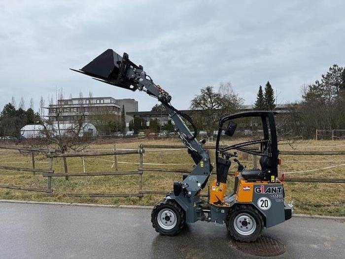 GiANT G1100 - Kolesni nakladalec: slika 1 GiANT G1100 - Kolesni nakladalec: slika 1