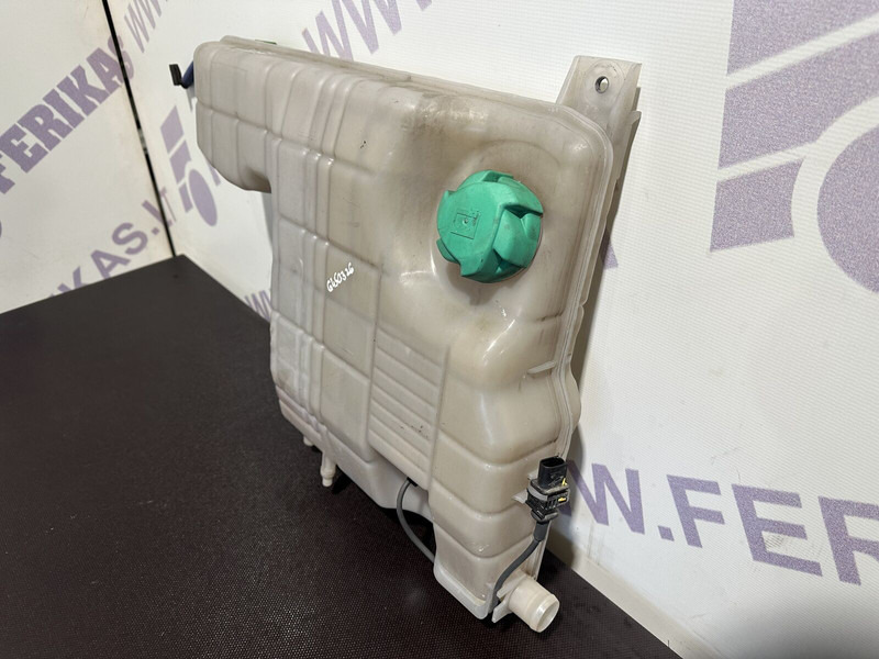 DAF expansion tank - Ekspanzijska posoda za Tovornjak: slika 2 DAF expansion tank - Ekspanzijska posoda za Tovornjak: slika 2